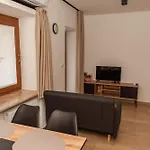 Apartmaji Tinta * Kanal