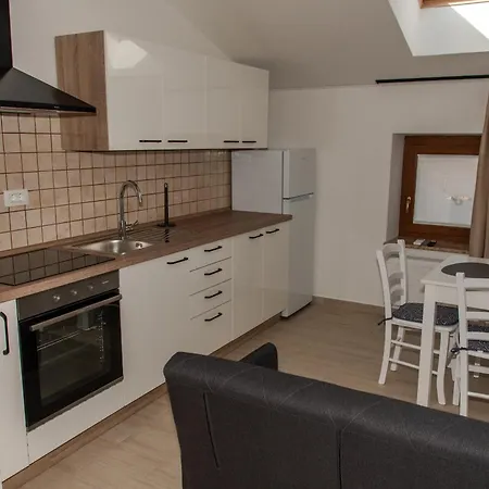 Apartmaji Tinta Kanal