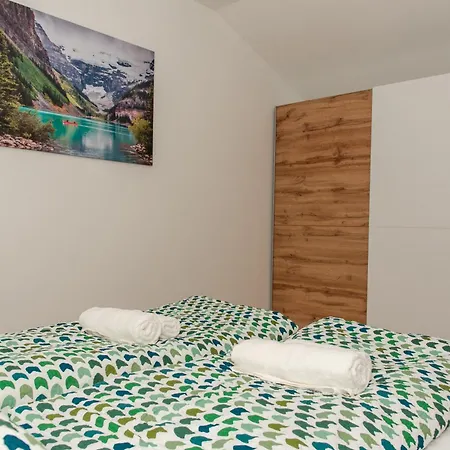 Apartmaji Tinta Kanal