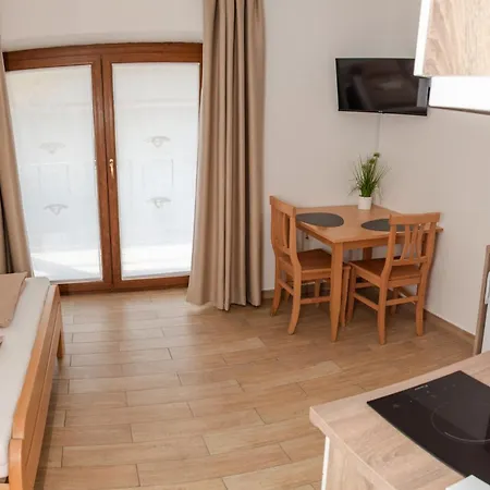Apartmaji Tinta Apartment *
