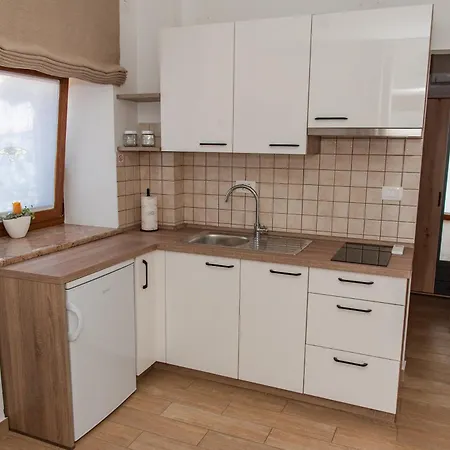 Apartmaji Tinta * Kanal