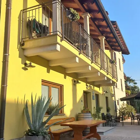 Apartmaji Tinta Kanal