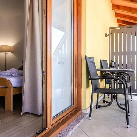 Apartmaji Tinta Kanal