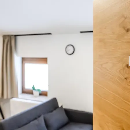 Apartmaji Tinta Kanal