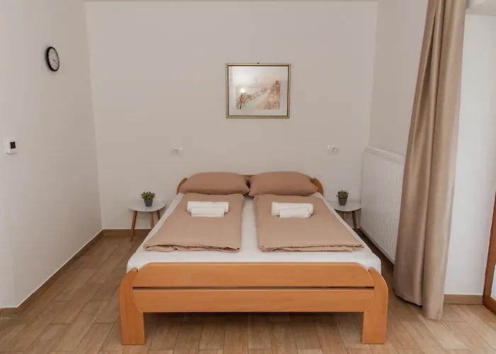 Lägenhet Apartmaji Tinta *