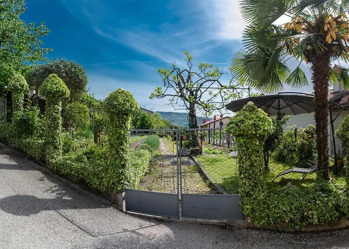 Apartmaji Tinta Kanal