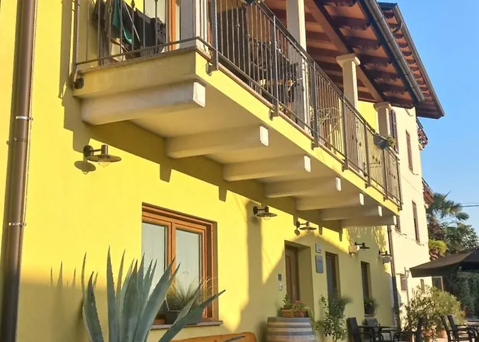 Apartmaji Tinta Kanal